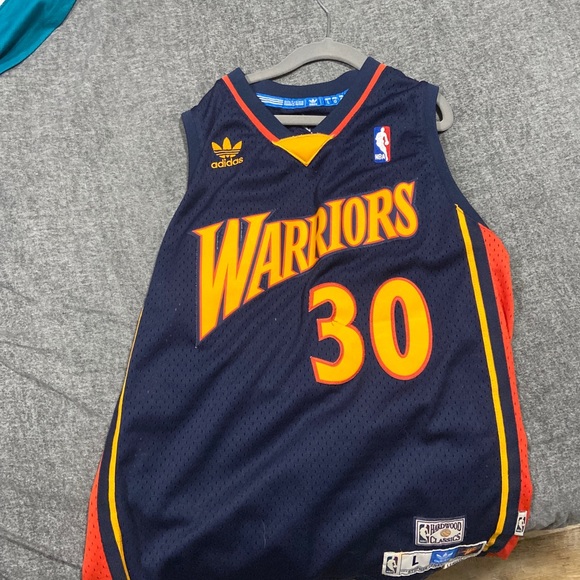 Sports jerseys - Picture 8 of 15